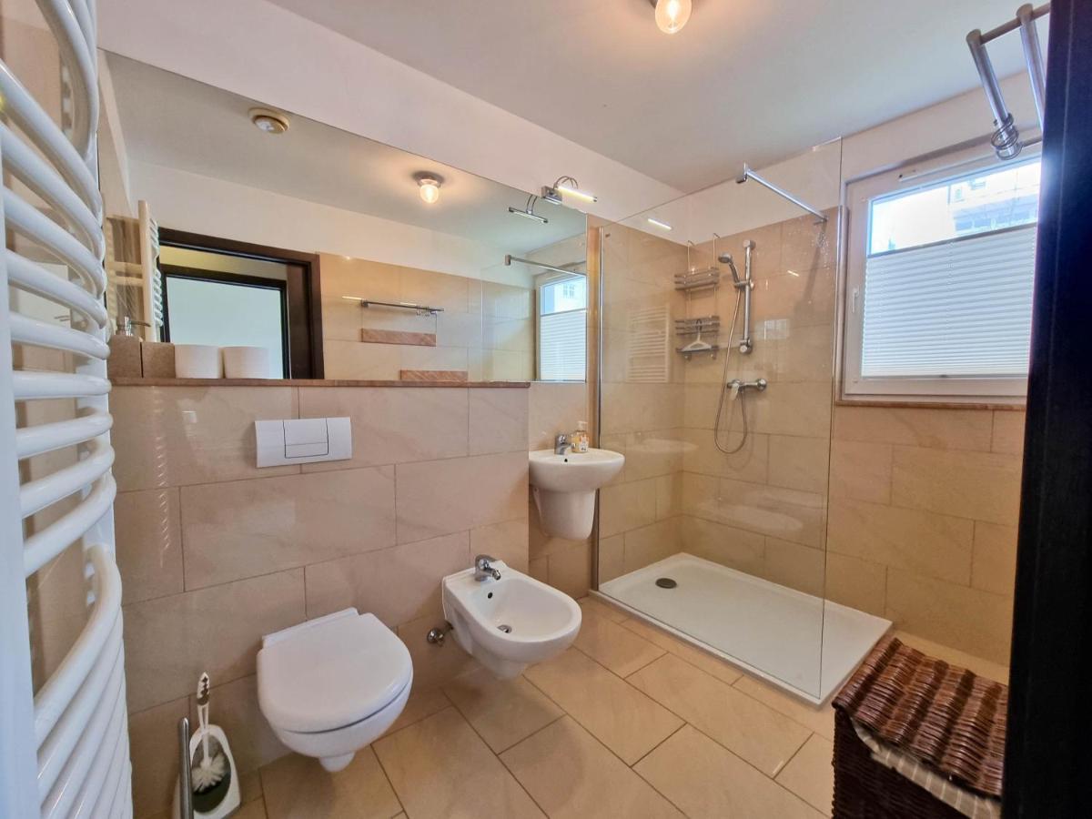 Visit Baltic - Stella Baltic Apartment Swinoujscie Bagian luar foto